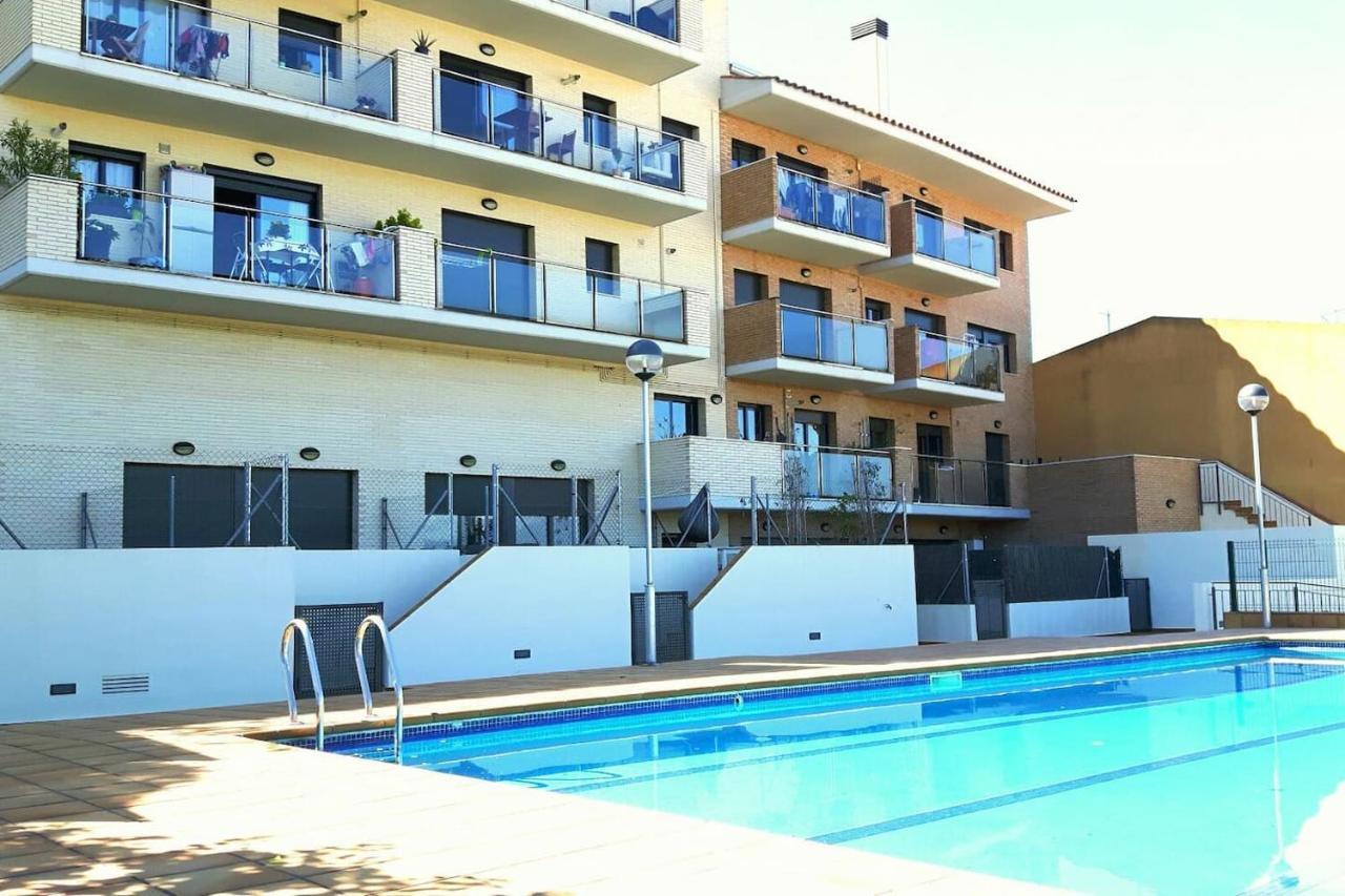 Apartamento En Blanes Con Piscina Y Parking Daire Dış mekan fotoğraf