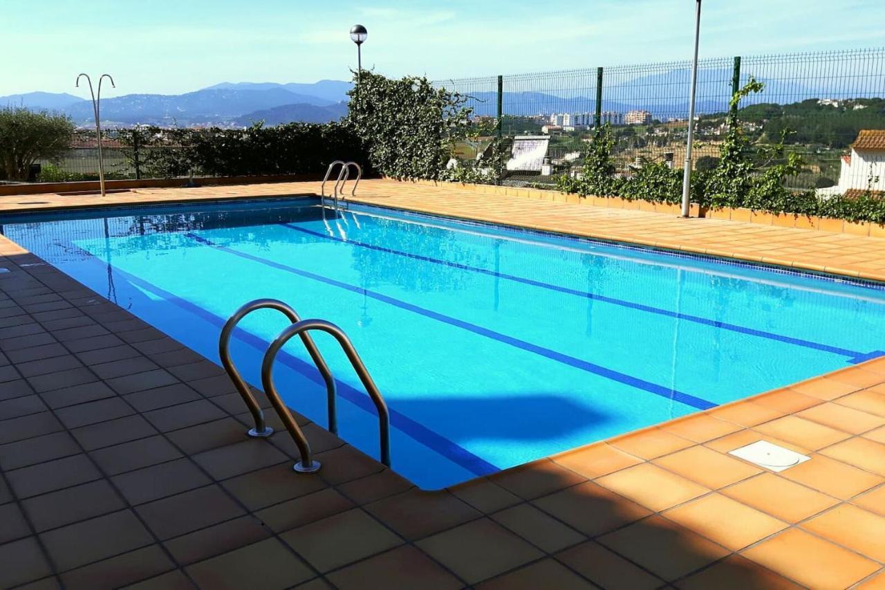Apartamento En Blanes Con Piscina Y Parking Daire Dış mekan fotoğraf